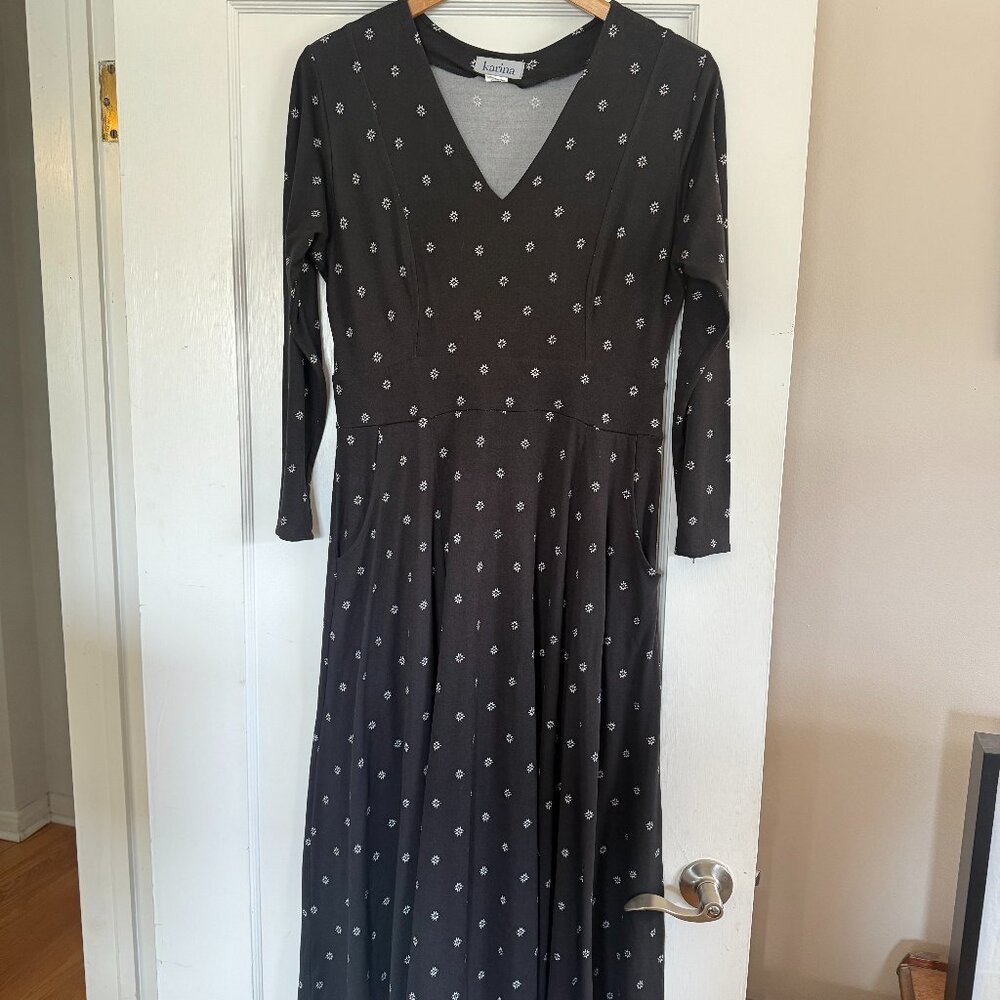 Karina Cecilia Dress - Long Sleeves and Pockets